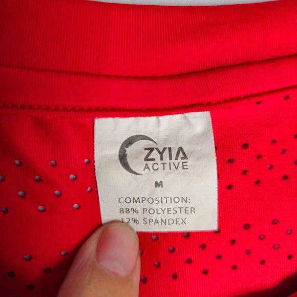 ZYIA ACTIVE Perforaded Style Top Size M - Picture 5 of 8